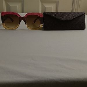 Gucci Gg083s